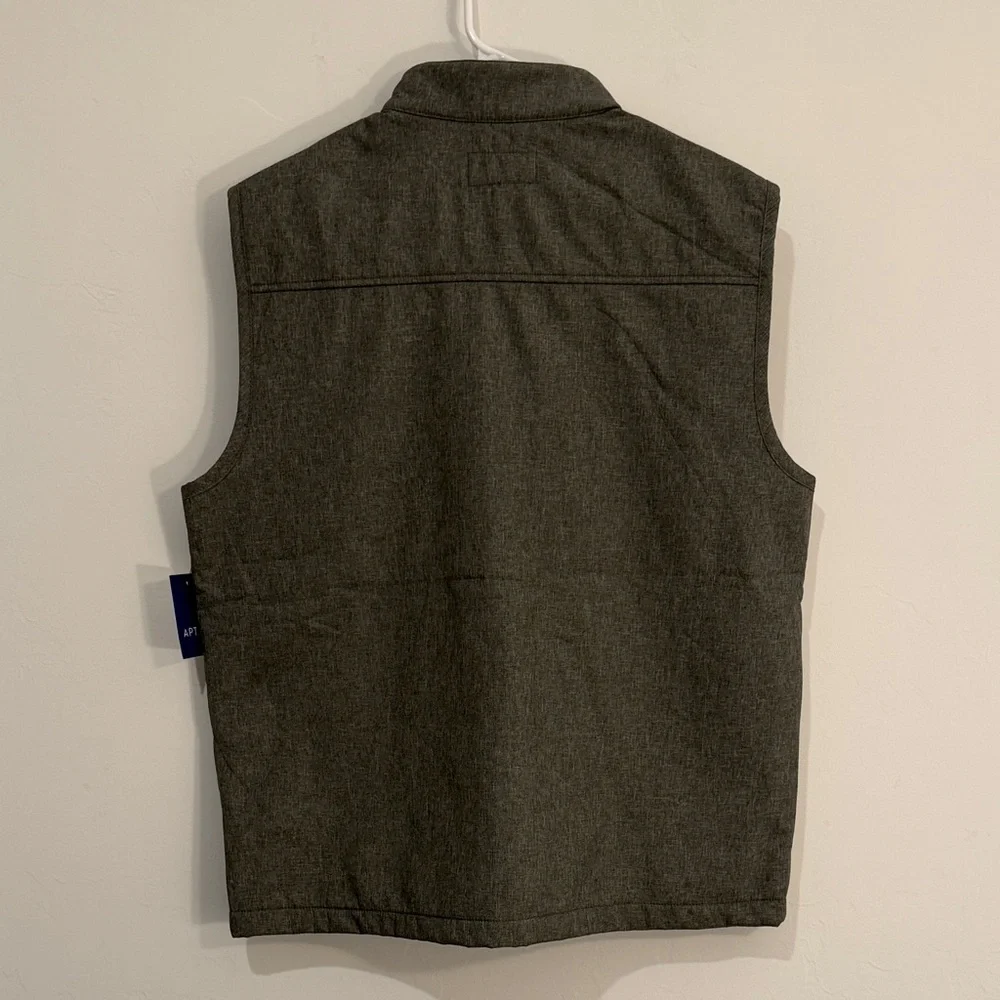 NWT Apt. 9 Men’s Gray Softshell Vest Water Resistant size L